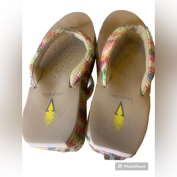 Volatile rainbow wedge sandals size 8 - Picture 3 of 6